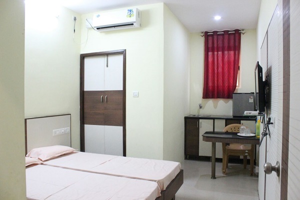 Best Boys Pg near Amity University Noida