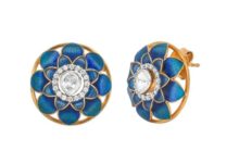 trendy earrings